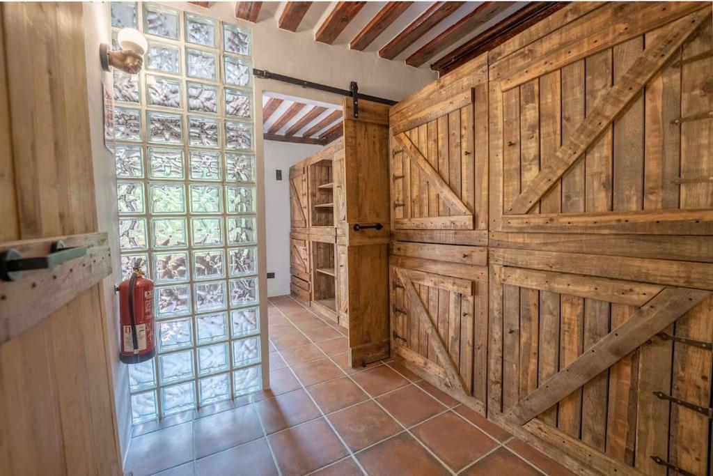 Encantador Apartamento En Calle Segovia Madrid Kültér fotó